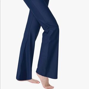 AGENLULU NWT High waisted Navy  leggings yoga pants. SIZE: XS